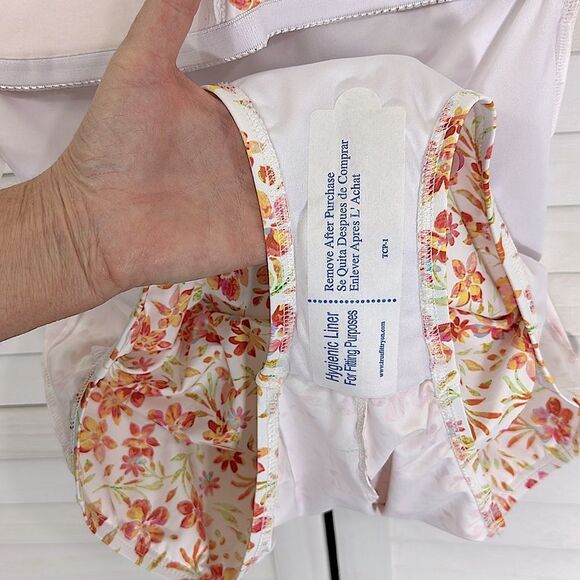 One Piece Swimsuit Size 14 Floral Emerald Bay NWOT - Picture 10 of 13